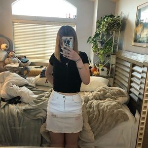 white jeans skirt